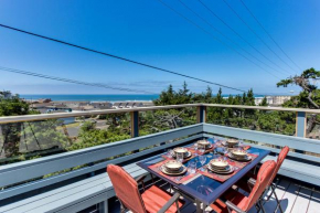 Гостиница Newport's Cypress Oceanview Home  Ньюпорт